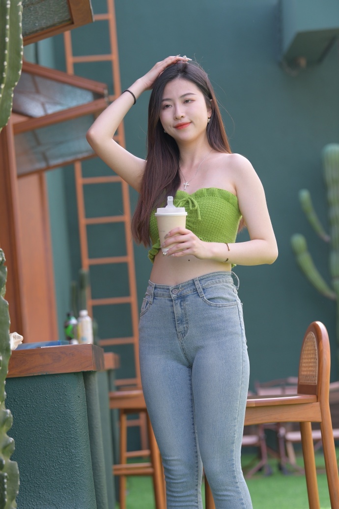 中国）IOS安卓版手机APPVAG真人直营人人草人人干揉（